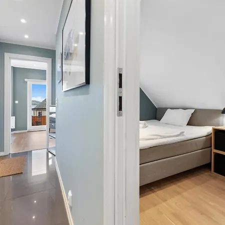 アパート Roomsly I Next To Bryggen With Balcony *